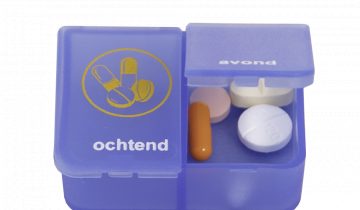 Pillendoos 1 dag - 4 vaks transparant blauw FR