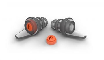 Crescendo Travel Gehoorbescherming - Oordoppen voor reizen en vliegen - 2 maten oordopjes - Speciale Membraanfilters - Nederlands product - SNR 15dB - Gelijkmatige demping - Zacht en comfortabel – Met opbergetui - Medische kwaliteit oordoppen