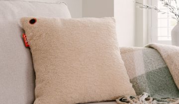 Cozy warmtekussen - Duurzaam & Draadloos - Infrarood - 45x45 cm - Beige - Woolly - Grote Batterij