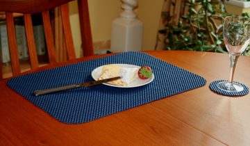 Isagi StayPut 6 stuks beige anti-slip Placemats en Onderzetters