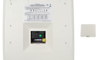 Twemco BQ12A - Klok - Rechthoekig - Kunststof - 7.5x38 cm - Wit